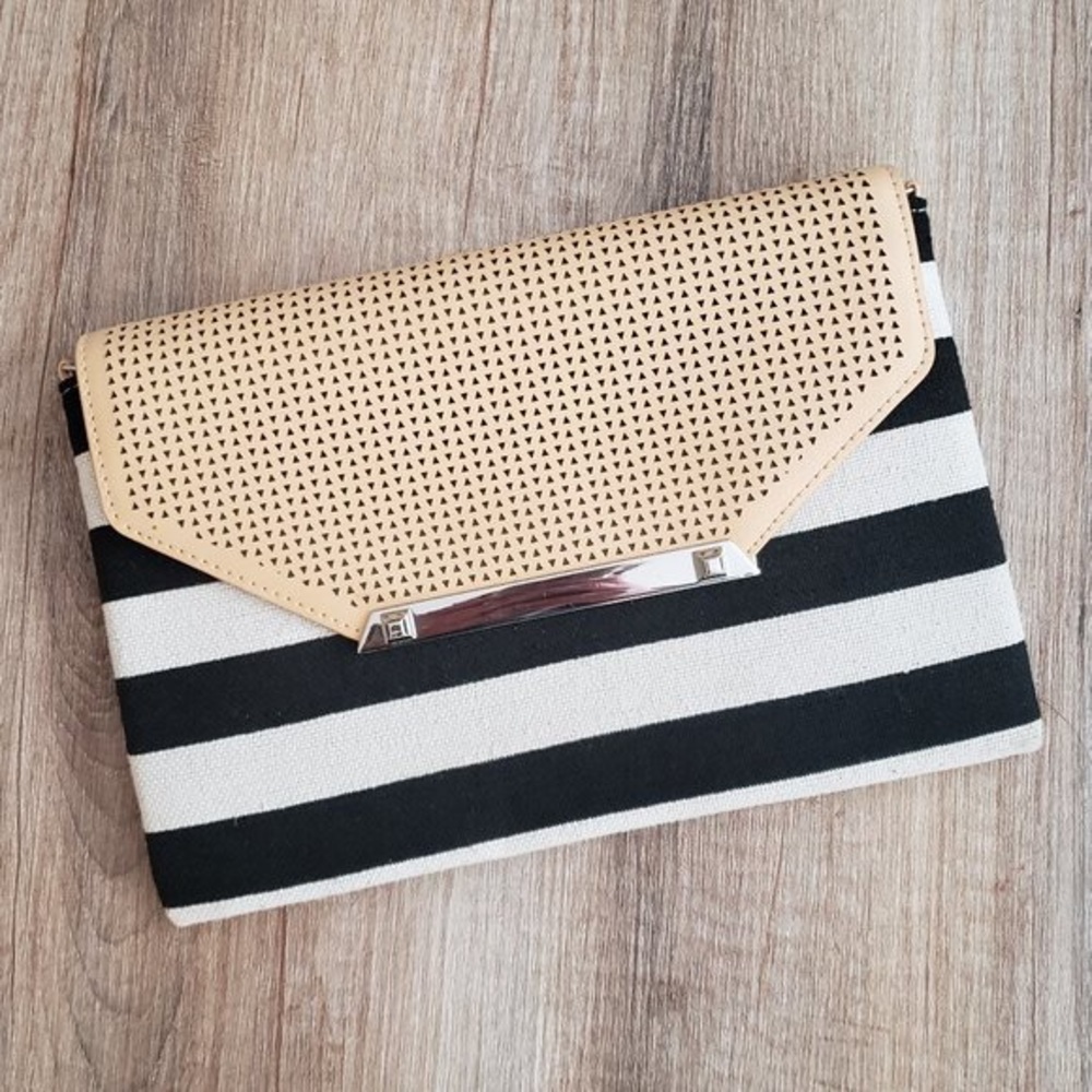 Stella & Dot City Slim Clutch